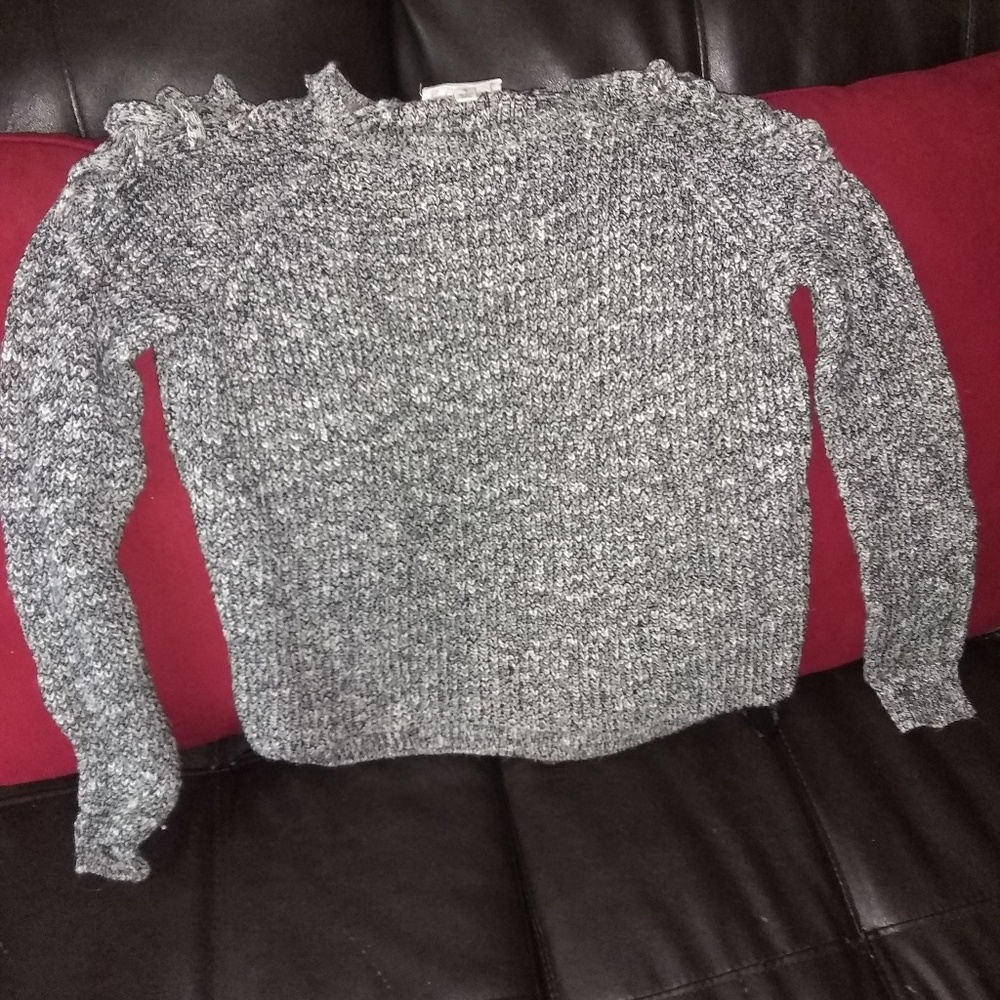 Clothes - Picture 7 of 8